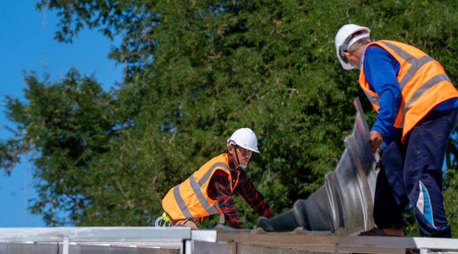 Professional gutter cleaning in Fairhope, PA